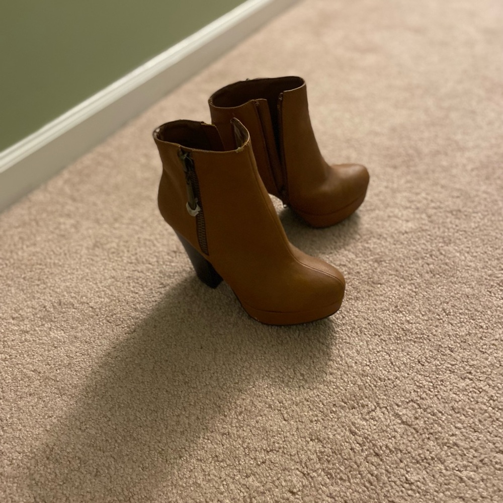 Stylish Brown Ankle Boots